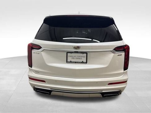 Certified 2022 Cadillac XT6 Premium Luxury w/ Technology Package image 5