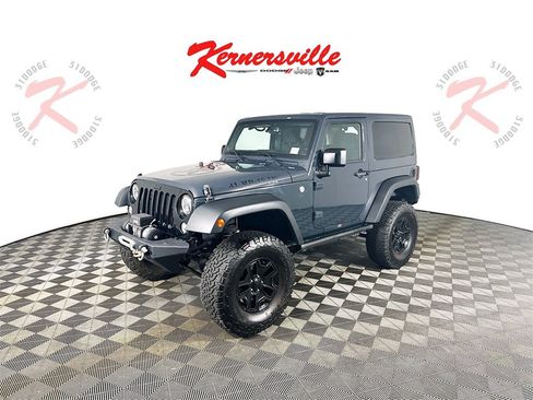 Used 2016 Jeep Wrangler Sport image 3