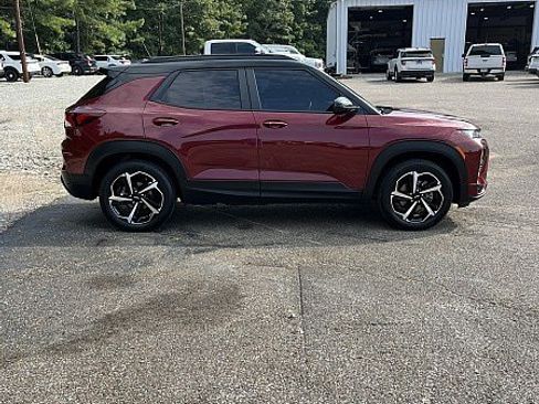 Used 2023 Chevrolet TrailBlazer RS w/ Convenience Package FWD image 8