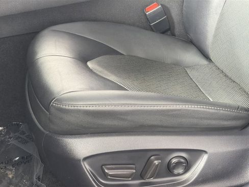 Used 2024 Toyota Camry XLE w/ Cold Weather Package FWD image 20