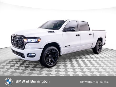 Used 2025 RAM 1500 Big Horn AWD/4WD image 1