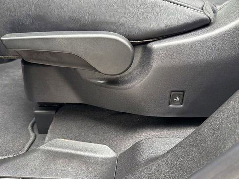 Used 2026 Cadillac Vistiq Sport image 58