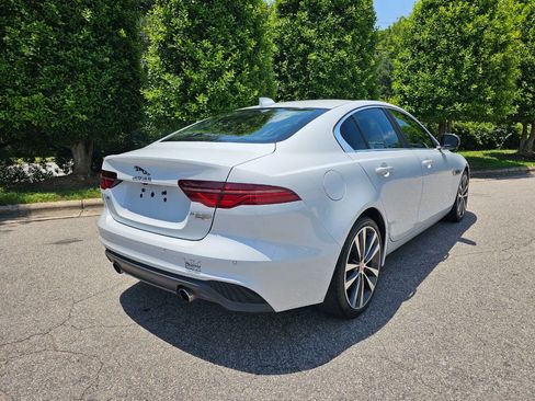 Used 2020 Jaguar XE S image 5