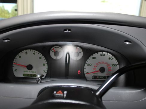 Used 2011 Ford Ranger Sport RWD image 11