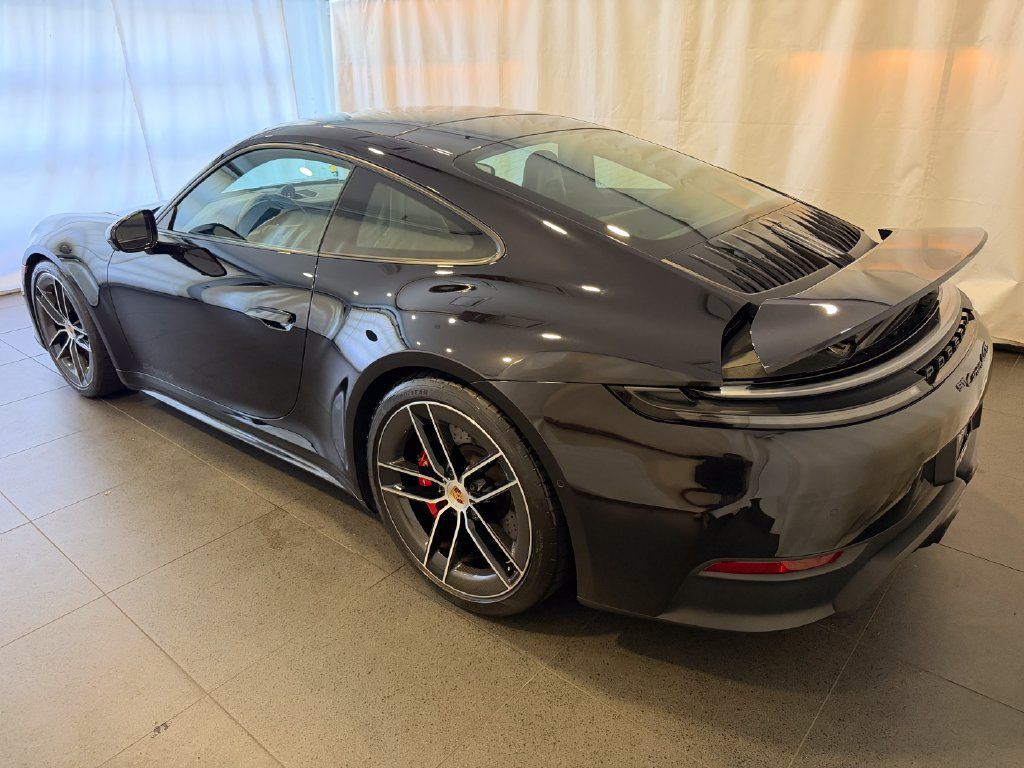 Certified 2025 Porsche 911 Carrera 4 GTS AWD/4WD image 3