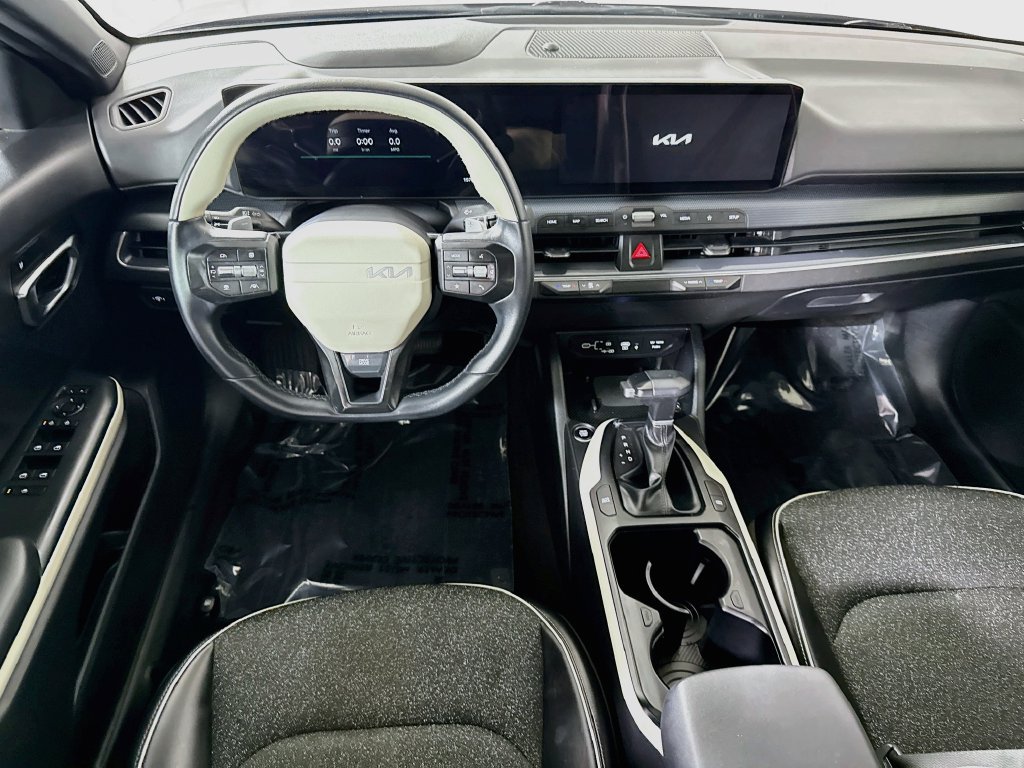 Used 2025 Kia K4 GT-Line w/ GT-Line Sunroof Package FWD image 4