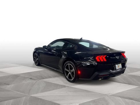 Used 2024 Ford Mustang Coupe RWD image 6