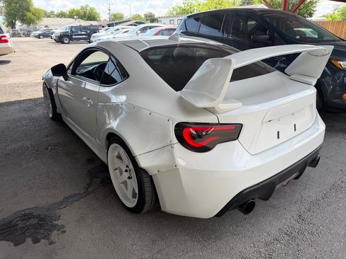 Used 2016 Scion FR-S RWD image 29