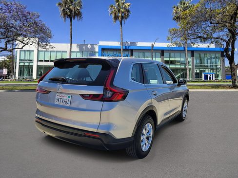 Used 2024 Honda CR-V LX image 4