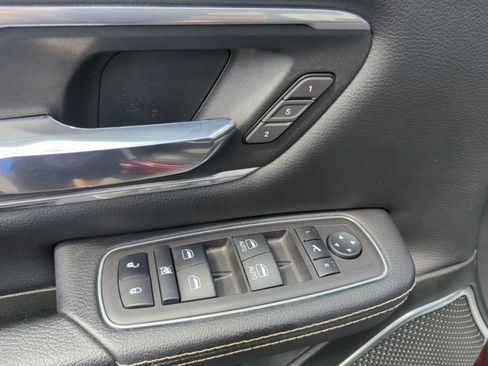 Used 2023 RAM 1500 Laramie AWD/4WD image 42