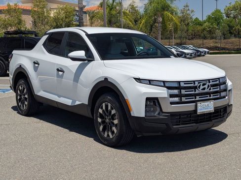 New 2025 Hyundai Santa Cruz SE image 8