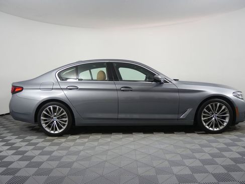 Certified 2023 BMW 530i RWD image 2