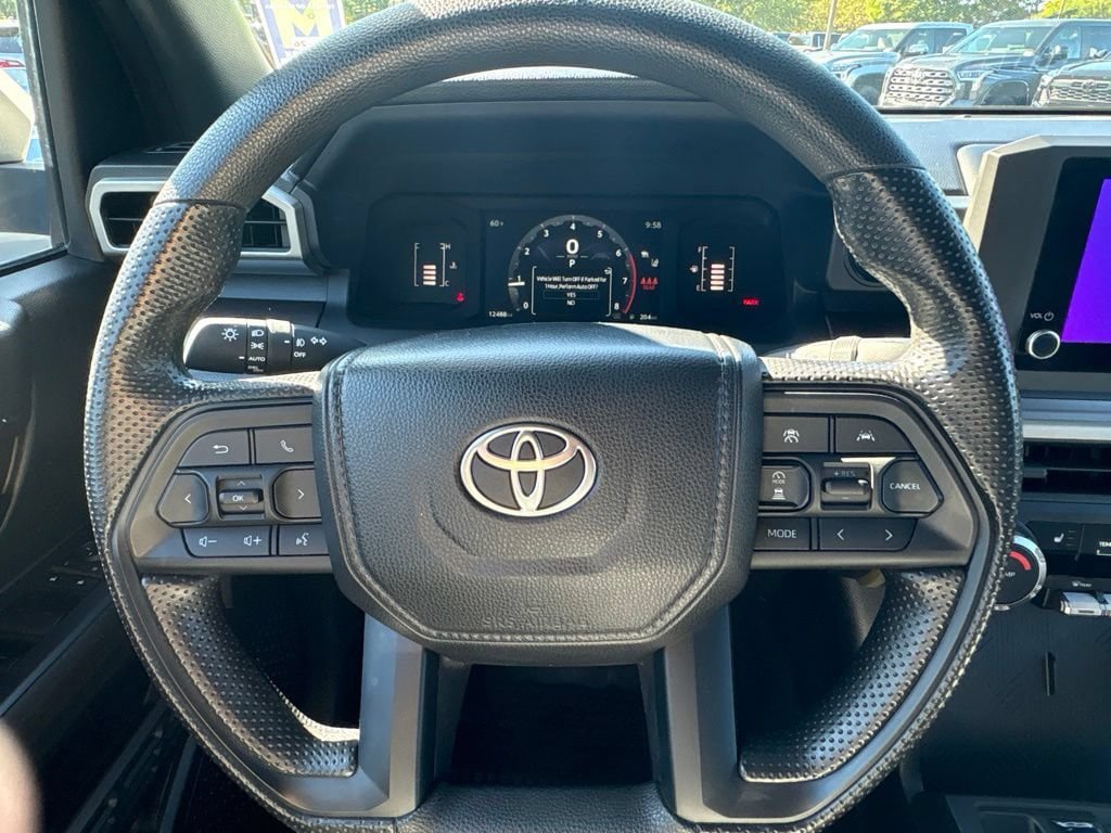 Certified 2024 Toyota Tacoma SR5 AWD/4WD image 21