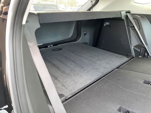 Used 2025 Chevrolet Trax LT w/ LT Convenience Package image 41