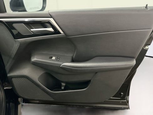 Used 2024 Mitsubishi Outlander SE AWD/4WD image 35