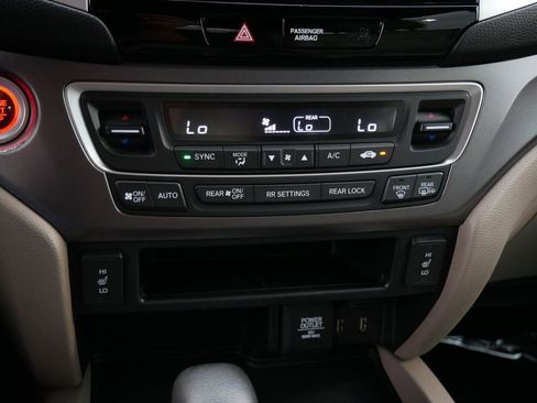 Used 2016 Honda Pilot EX-L image 18