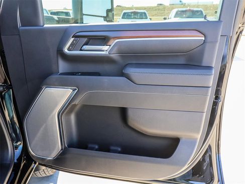 New 2026 GMC Sierra 3500 Denali w/ Denali Reserve Package image 21