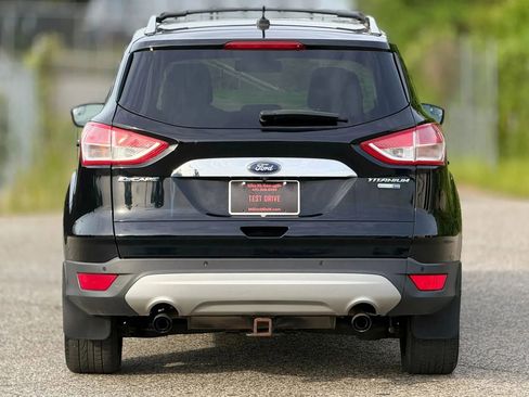 Used 2016 Ford Escape Titanium AWD/4WD image 4