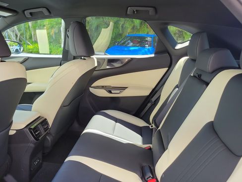 Used 2024 Lexus NX 250 FWD w/ Towing Package (2000 Lbs) image 13