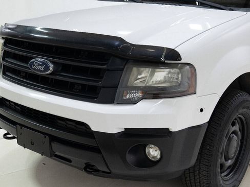 Used 2015 Ford Expedition XL RWD image 10