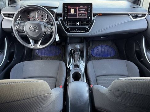 Used 2021 Toyota Corolla SE image 11