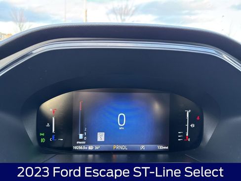 Certified 2023 Ford Escape ST-Line Select w/ Tech Pack #1 image 19