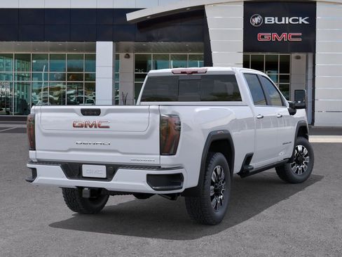 New 2026 GMC Sierra 3500 Denali w/ Denali Reserve Package image 4