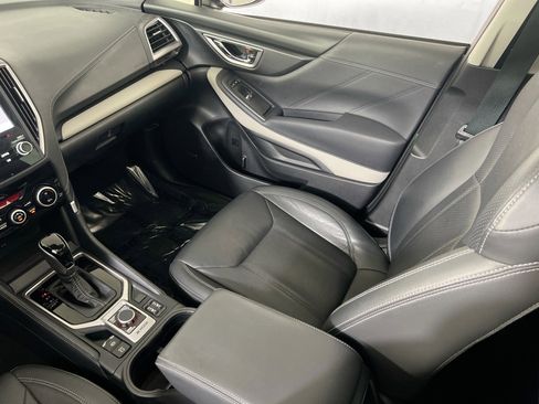 Used 2023 Subaru Forester Limited image 25