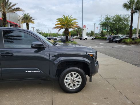 Used 2024 Toyota Tacoma SR5 image 8