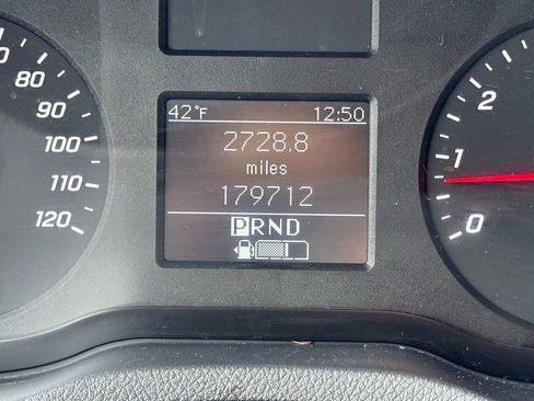 Used 2019 Freightliner Sprinter 2500 image 17