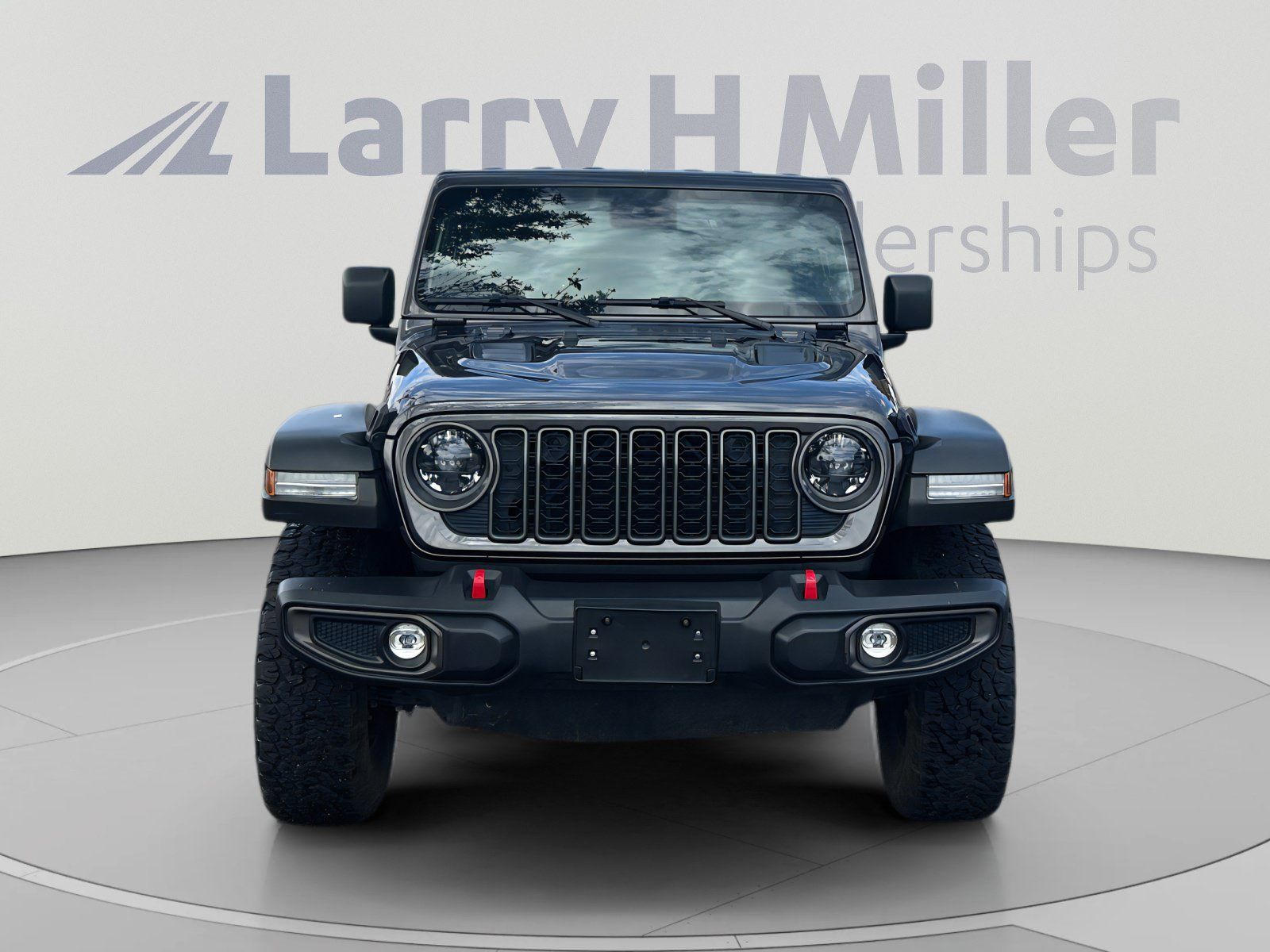 Used 2025 Jeep Wrangler Unlimited Rubicon AWD/4WD image 8