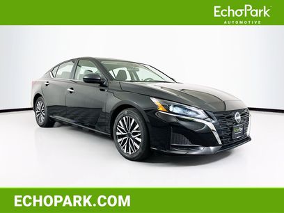 Used 2025 Nissan Altima 2.5 SV