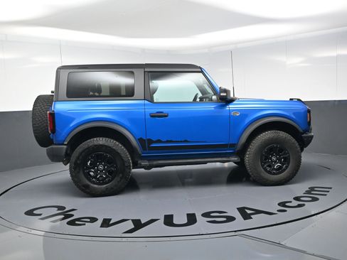 Used 2023 Ford Bronco Wildtrak image 10