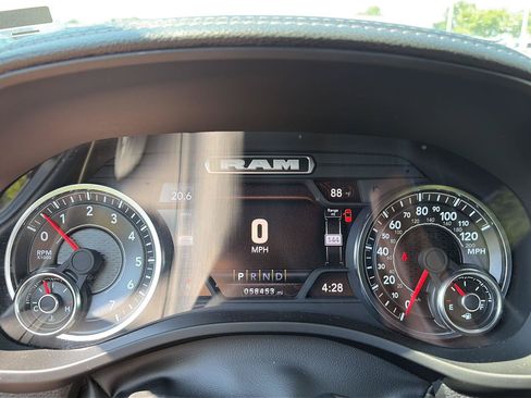 Used 2024 RAM 1500 Laramie RWD image 6