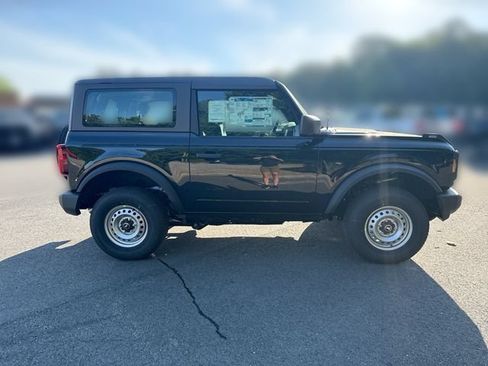 Used 2026 Ford Bronco 2-Door AWD/4WD image 9