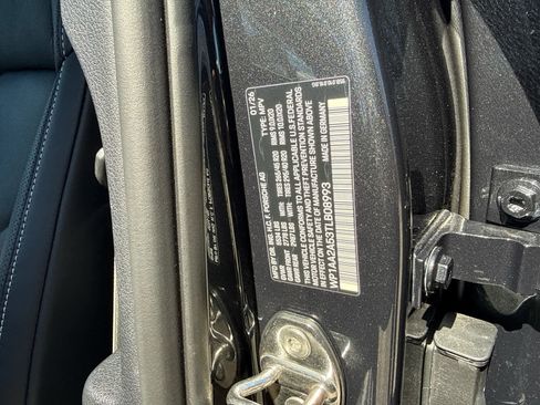 Certified 2026 Porsche Macan Turbo AWD/4WD image 17