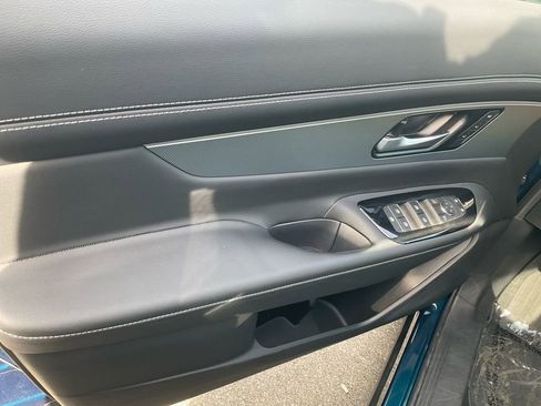 Used 2025 Nissan Murano SL w/ Cargo Package image 12