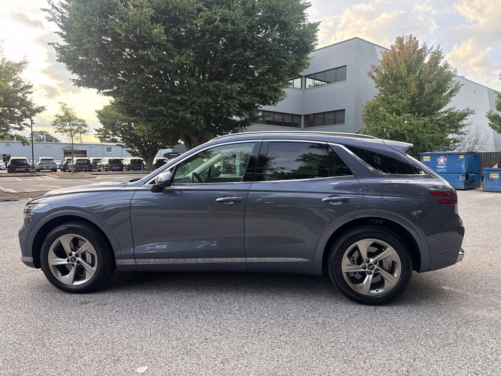Used 2026 Genesis GV70 2.5T Advanced AWD/4WD image 7