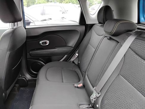 Used 2016 Kia Soul + w/ Designer's Package FWD image 10