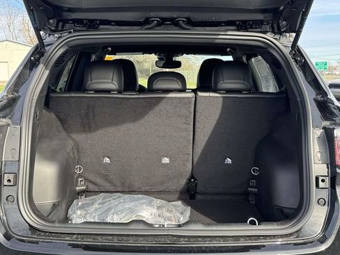 New 2026 Jeep Compass Latitude image 19