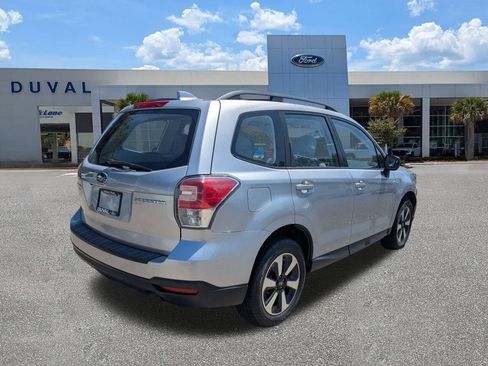 Used 2018 Subaru Forester 2.5i w/ Alloy Wheel Package AWD/4WD image 4