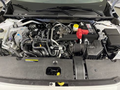 Used 2023 Nissan Sentra SR w/ Midnight Edition Package image 9