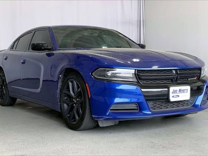 Used 2020 Dodge Charger SXT w/ Blacktop Package