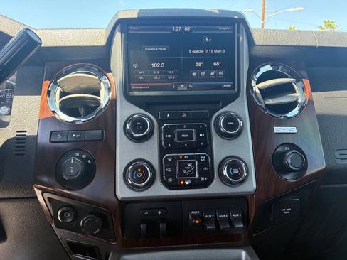 Used 2016 Ford F250 Lariat w/ Lariat Interior Package AWD/4WD image 20