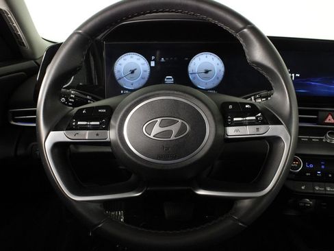 Certified 2024 Hyundai Elantra SEL w/ Convenience Package FWD image 10