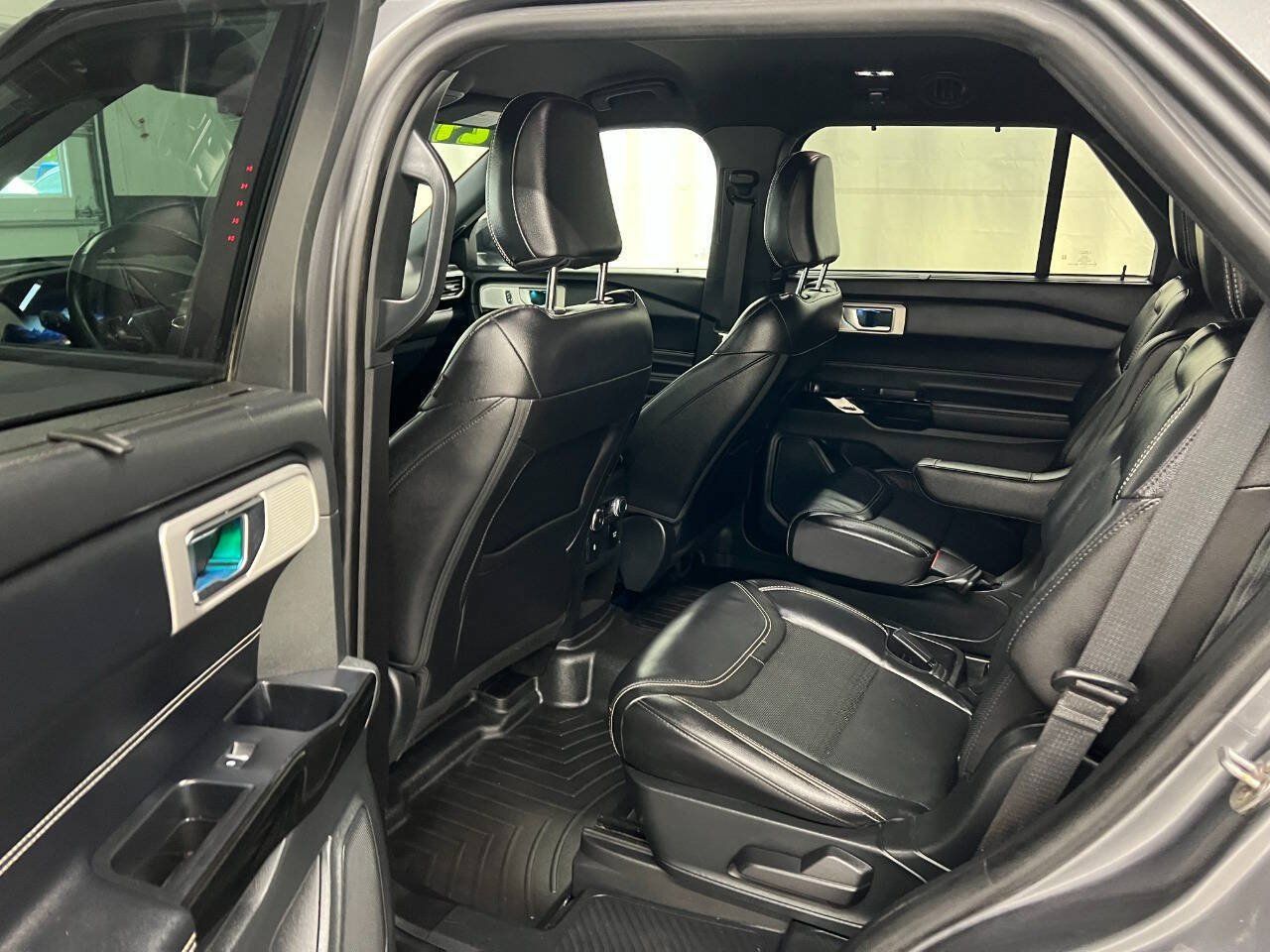 Used 2021 Ford Explorer ST w/ ST Street Pack AWD/4WD image 8