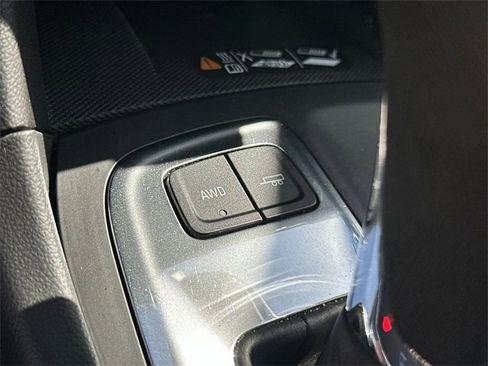 Used 2020 Chevrolet Equinox Premier image 41