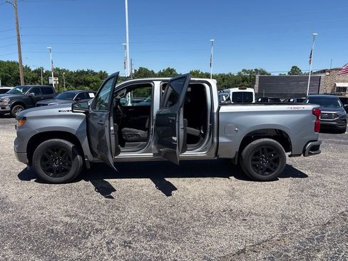 Used 2023 Chevrolet Silverado 1500 Custom w/ LPO, Dark Essentials Package AWD/4WD image 4