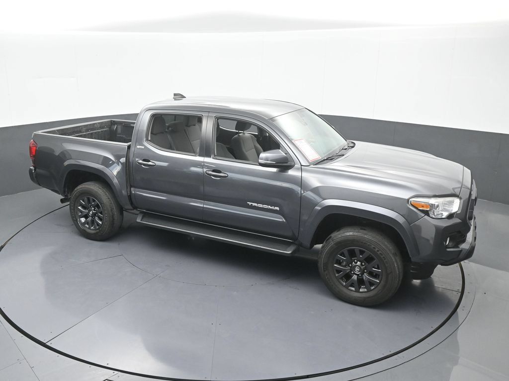Used 2022 Toyota Tacoma SR5 w/ Technology Package RWD image 54