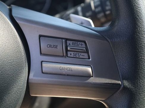 Used 2011 Subaru Outback 2.5i image 12